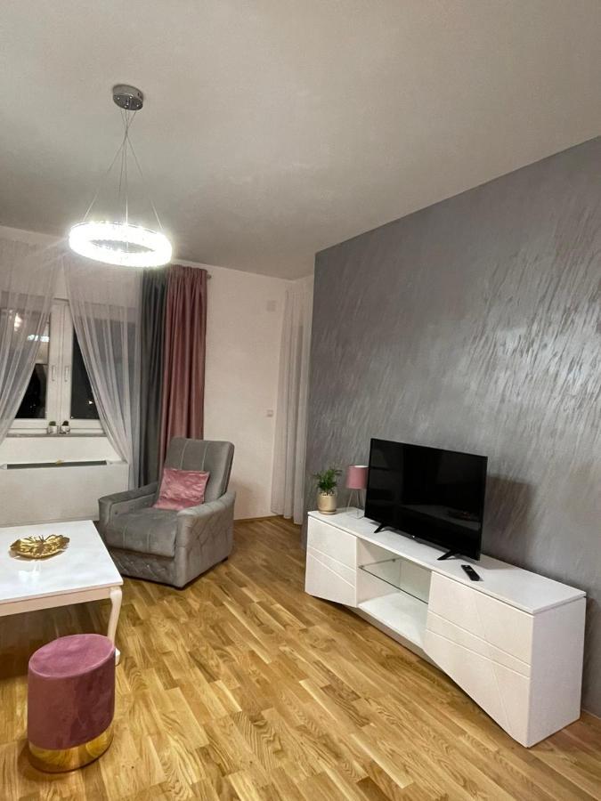 Skyline Apartment 비옐리나 외부 사진